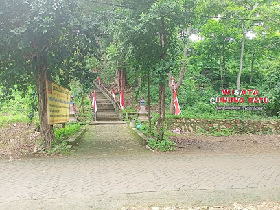 Makam Ibu Gajah Mada