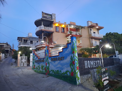 HENNOYUSTIAN HOMESTAY