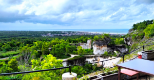 Tebing Cafe Lamongan