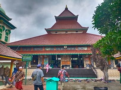 Makam Syech Maulana Ishaq